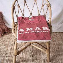 Load image into Gallery viewer, La tribu de mami camisetas Camiseta Amar Organic
