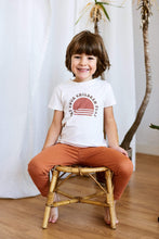 Load image into Gallery viewer, La tribu de mami camisetas Camiseta Let your children play
